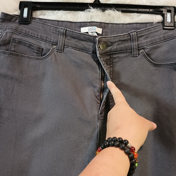 Croft & Barrow Gray Straight Leg Pants Size 14 Regular - Picture 5 of 9